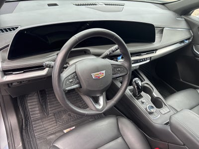 2024 Cadillac XT4 Premium Luxury