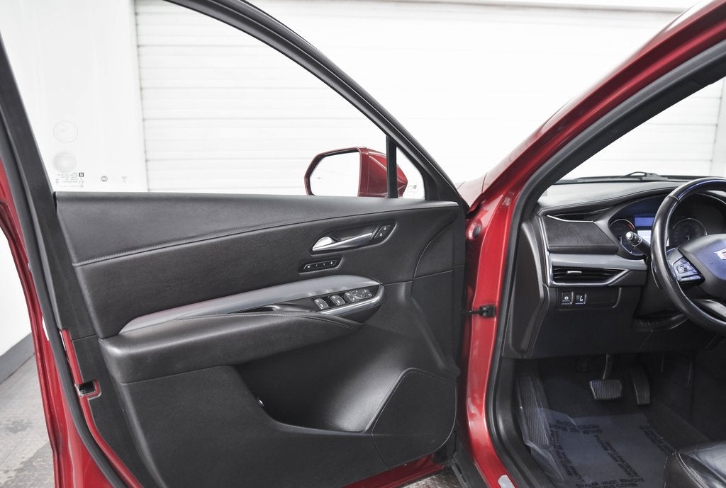 2019 Cadillac XT4 Premium Luxury