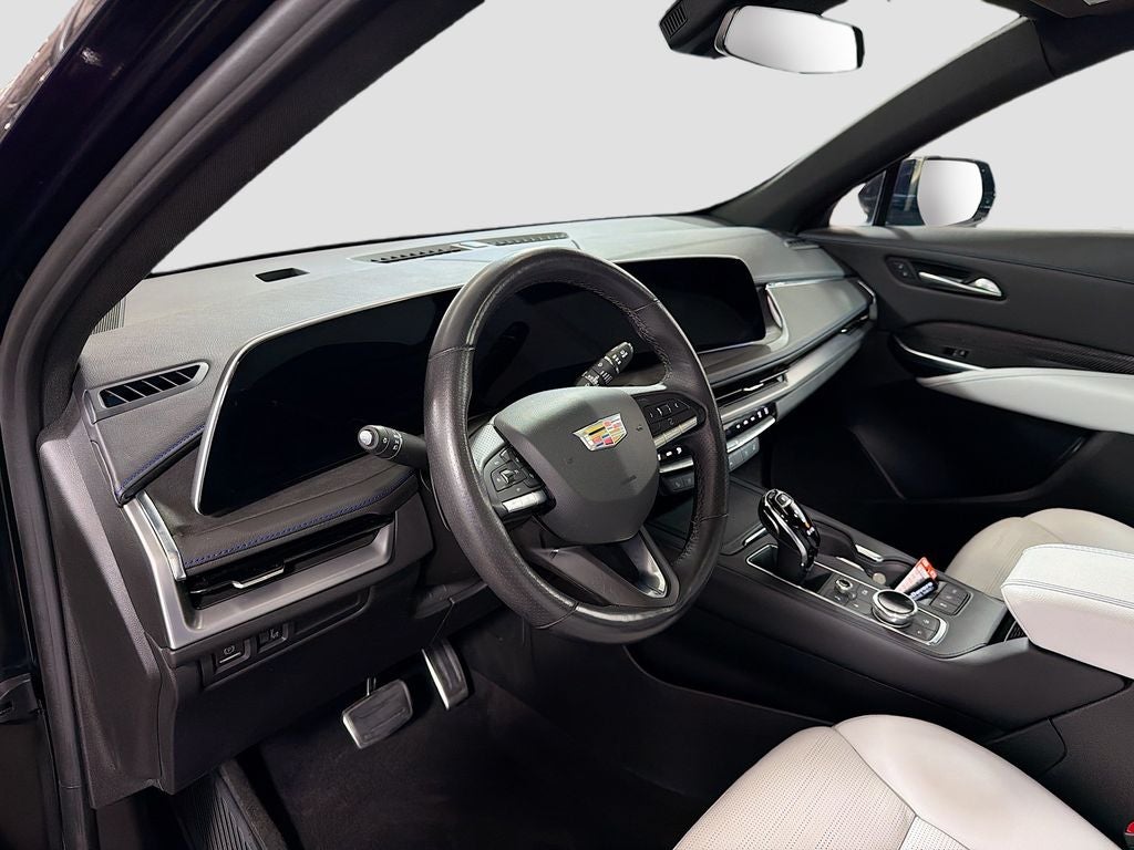 2024 Cadillac XT4 Sport