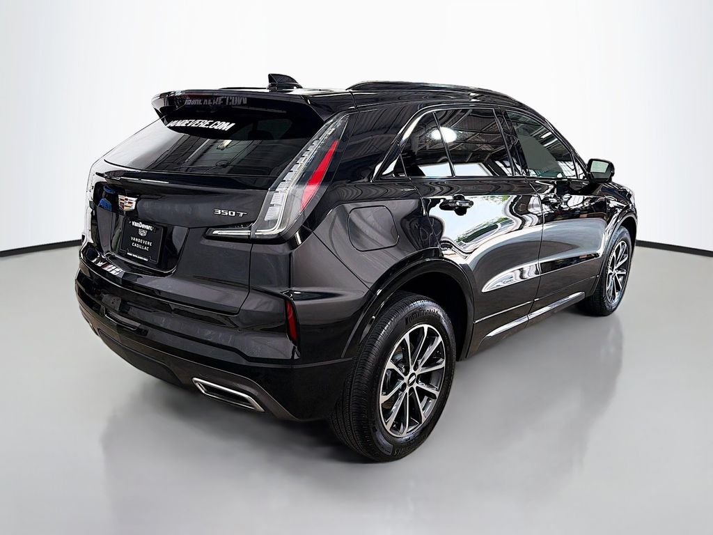 2024 Cadillac XT4 Sport