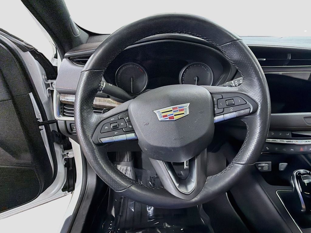 2022 Cadillac XT4 Sport