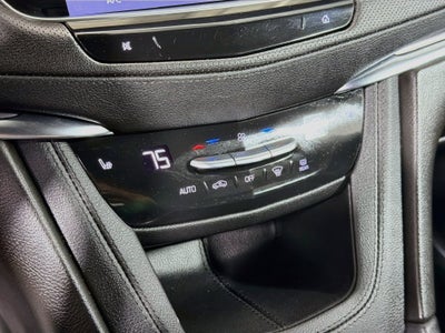 2022 Cadillac XT5 Luxury