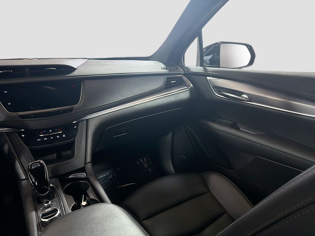 2022 Cadillac XT5 Luxury