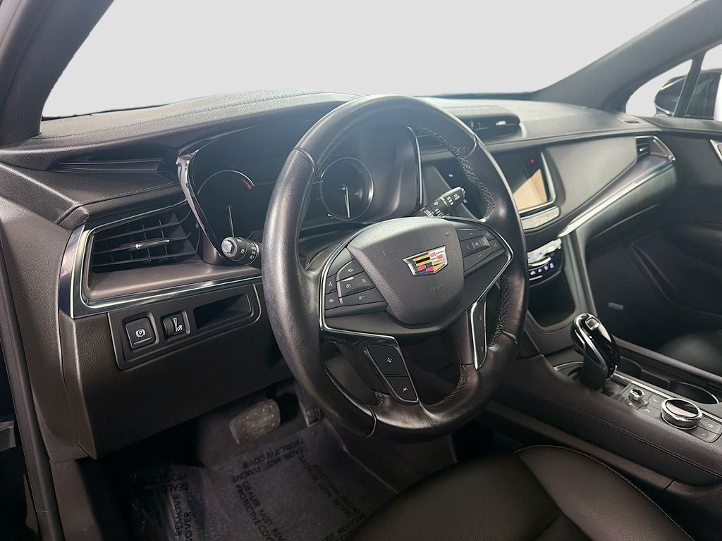 2022 Cadillac XT5 Luxury