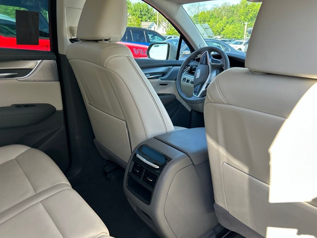 2025 Cadillac XT5 Premium Luxury