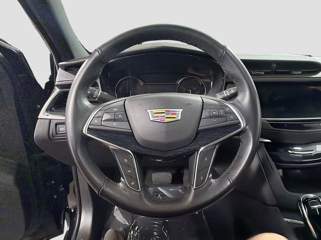 2022 Cadillac XT5 Premium Luxury