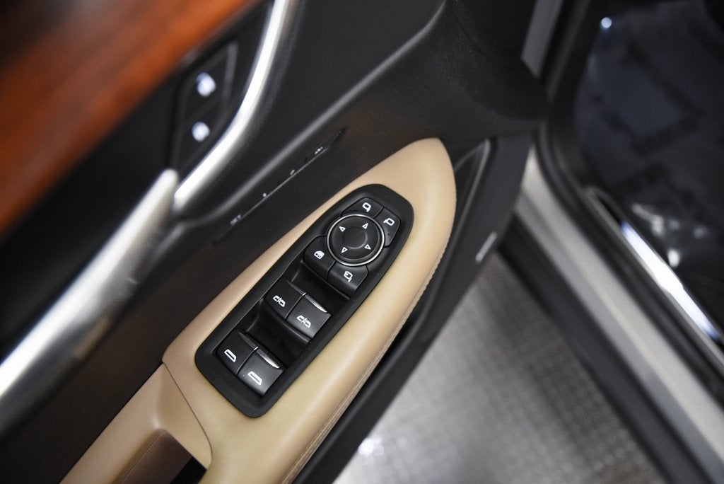 2018 Cadillac XT5 Platinum