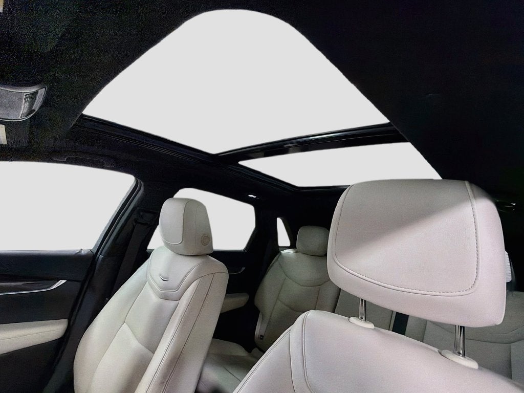 2022 Cadillac XT5 Sport