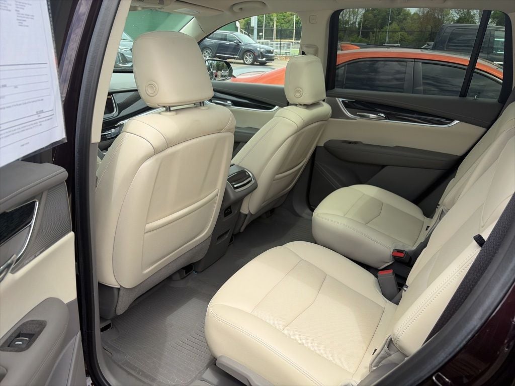2021 Cadillac XT6 Premium Luxury