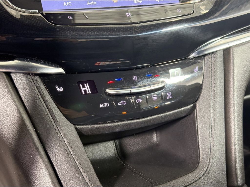 2021 Cadillac XT6 Sport