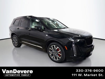 2023 Cadillac XT6 Sport