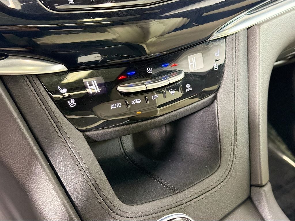 2023 Cadillac XT6 Sport