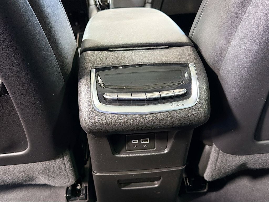 2022 Cadillac XT6 Sport
