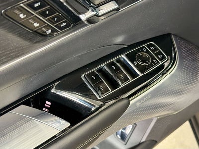 2023 Cadillac LYRIQ Luxury