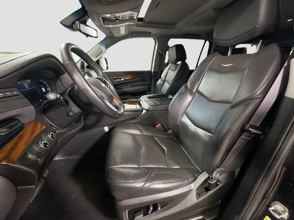 2017 Cadillac Escalade Luxury