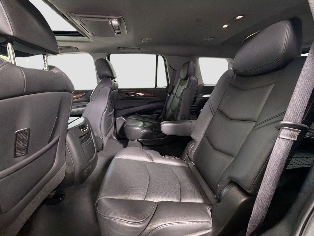 2017 Cadillac Escalade Luxury