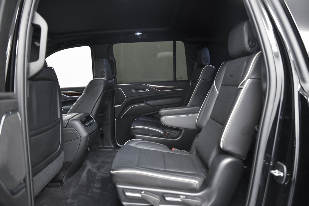 2023 Cadillac Escalade ESV Premium