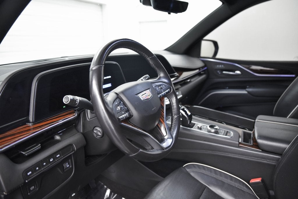 2023 Cadillac Escalade ESV Premium