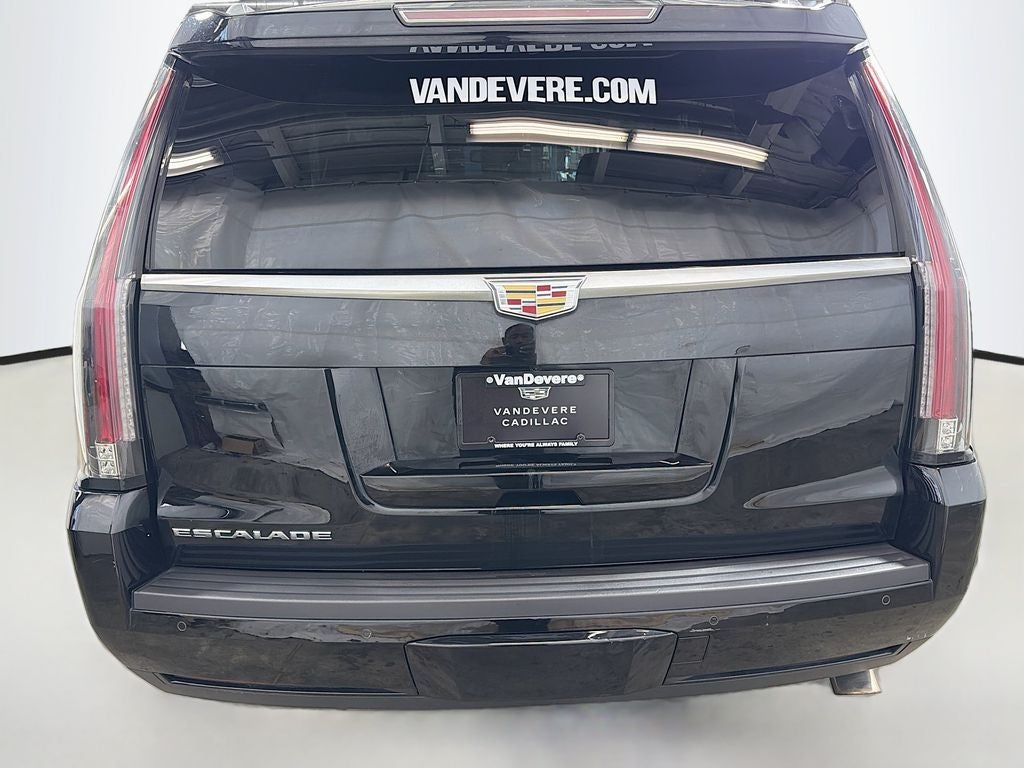 2015 Cadillac Escalade Luxury