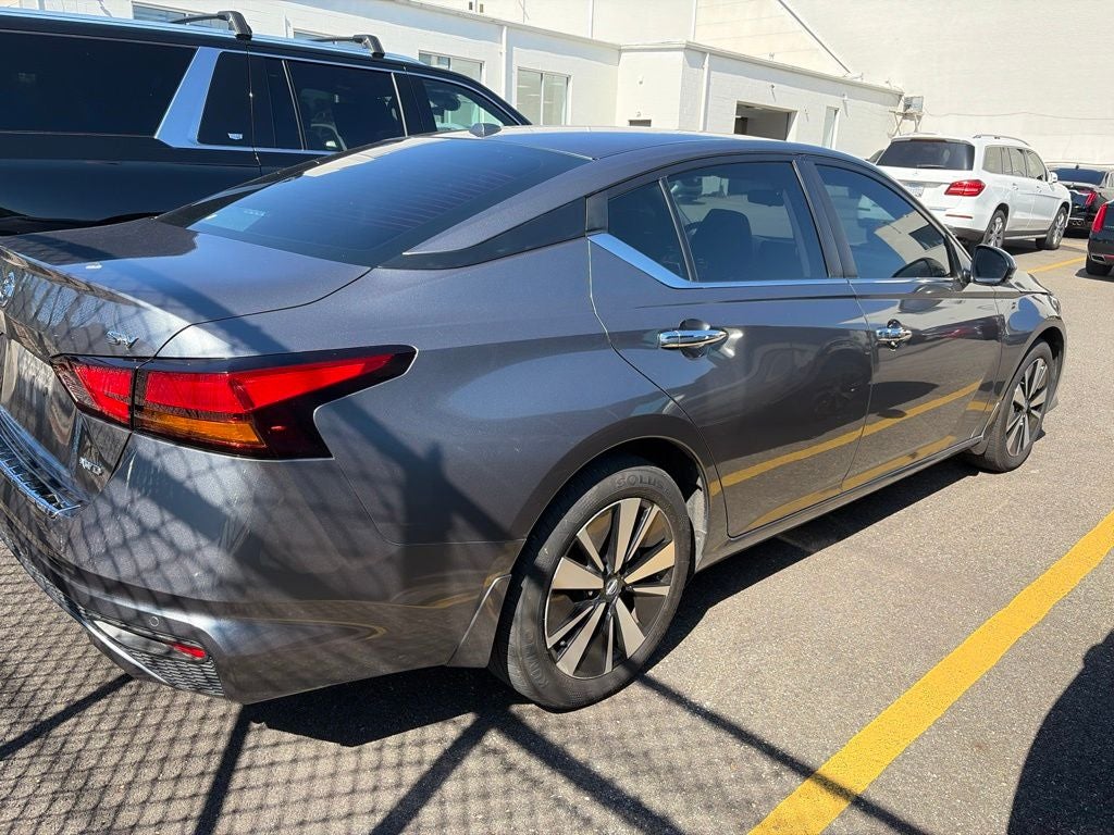 2022 Nissan Altima 2.5 SV