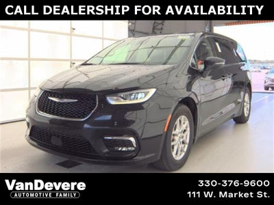 2023 Chrysler Pacifica Touring L