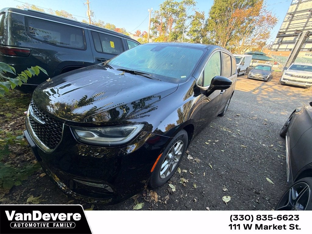 2024 Chrysler Pacifica Touring L
