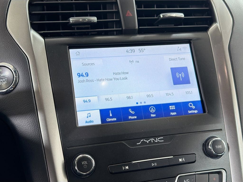 2020 Ford Fusion SE