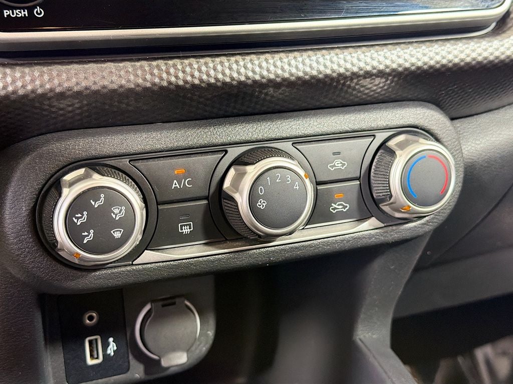2020 Nissan Kicks S