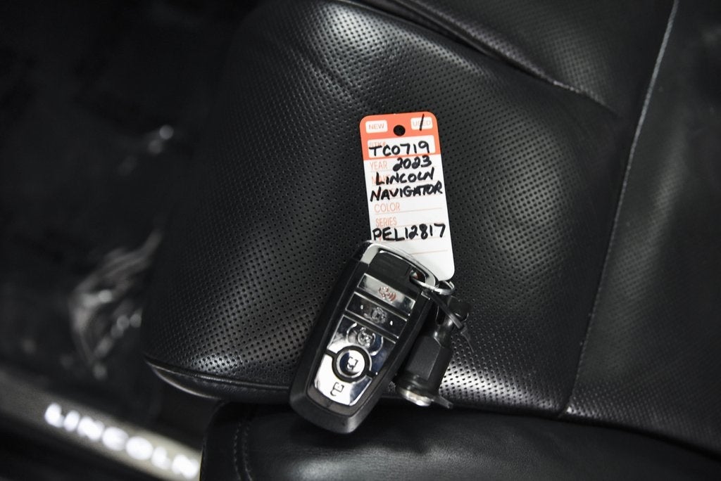 2023 Lincoln Navigator Reserve