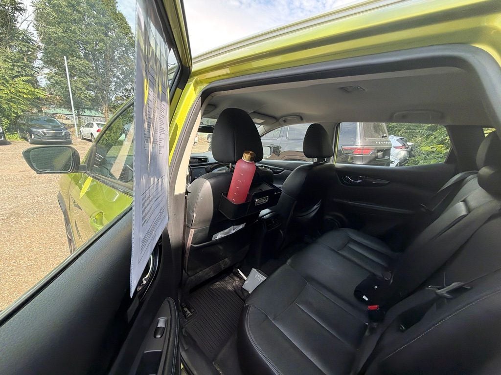 2017 Nissan Rogue Sport SL