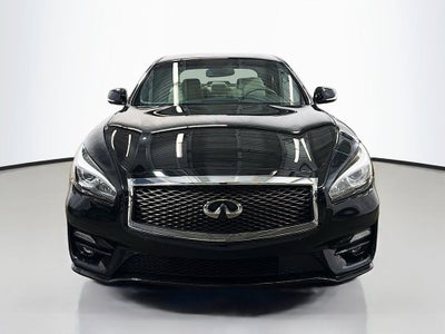 2016 INFINITI Q70 3.7X