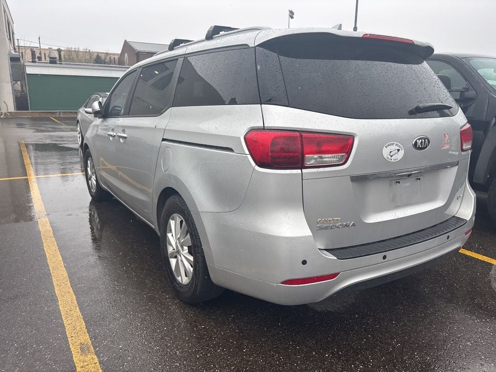 2015 Kia Sedona LX