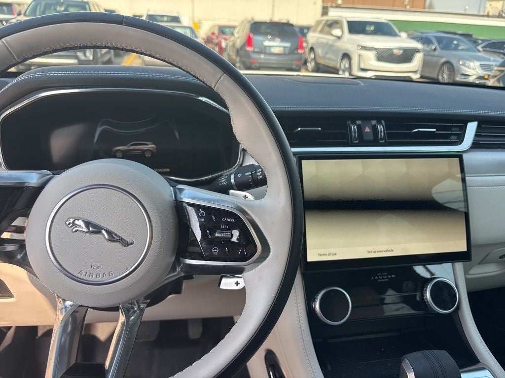 2024 Jaguar F-PACE P250 R-Dynamic S