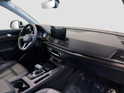 2023 Audi Q5 45 S line Premium quattro