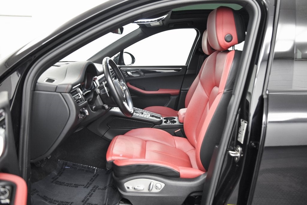 2021 Porsche Macan S