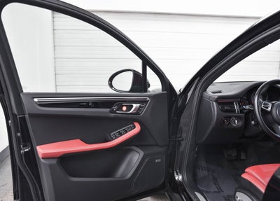 2021 Porsche Macan S