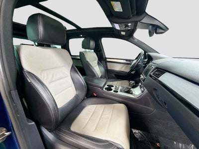 2017 Volkswagen Touareg V6 4Motion