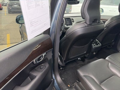 2019 Volvo XC90 T6 Momentum