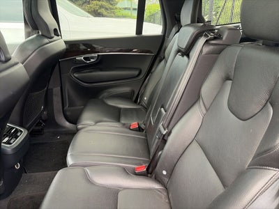 2019 Volvo XC90 T6 Momentum