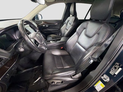 2019 Volvo XC90 T6 Momentum