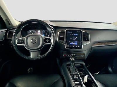 2019 Volvo XC90 T6 Momentum