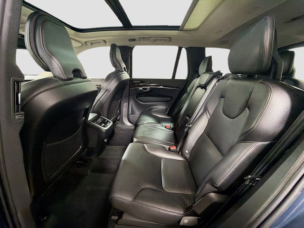 2019 Volvo XC90 T6 Momentum