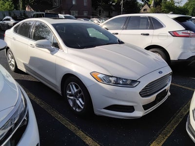 2016 Ford Fusion SE