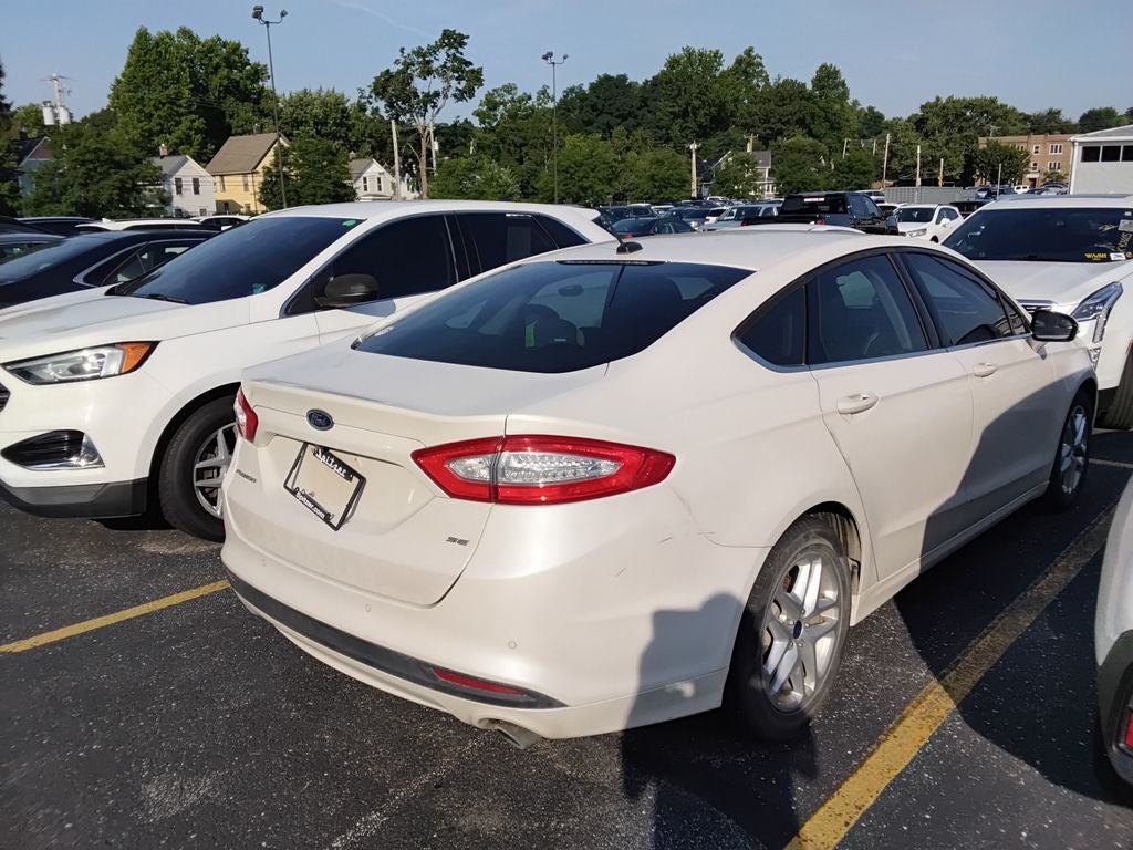 2016 Ford Fusion SE