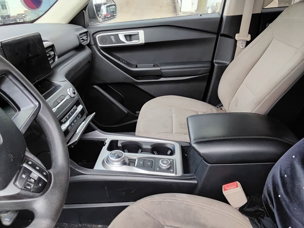 2020 Ford Explorer Base