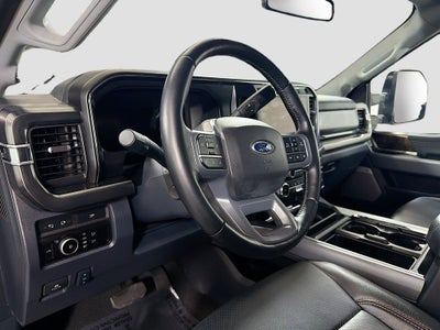 2024 Ford Super Duty F-250 Pickup Lariat