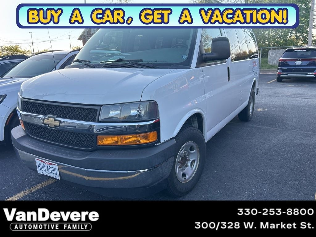 2018 Chevrolet Express Passenger LT Passenger