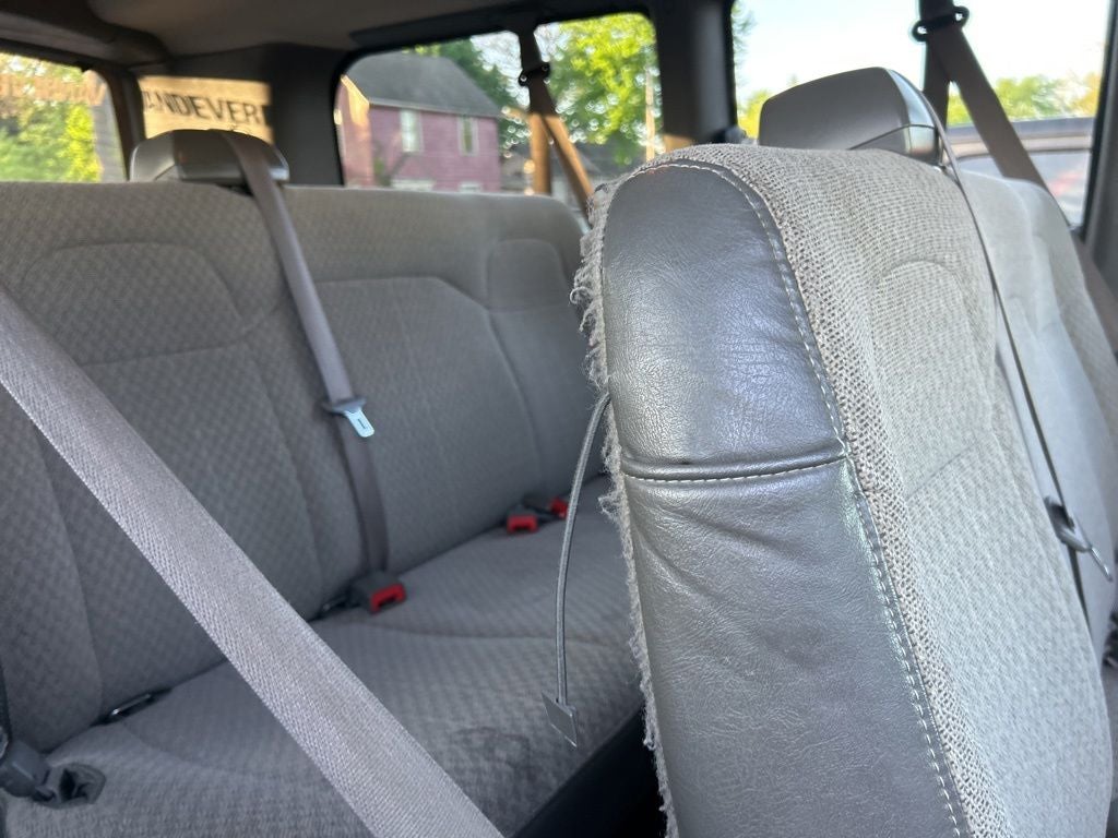 2018 Chevrolet Express Passenger LT Passenger