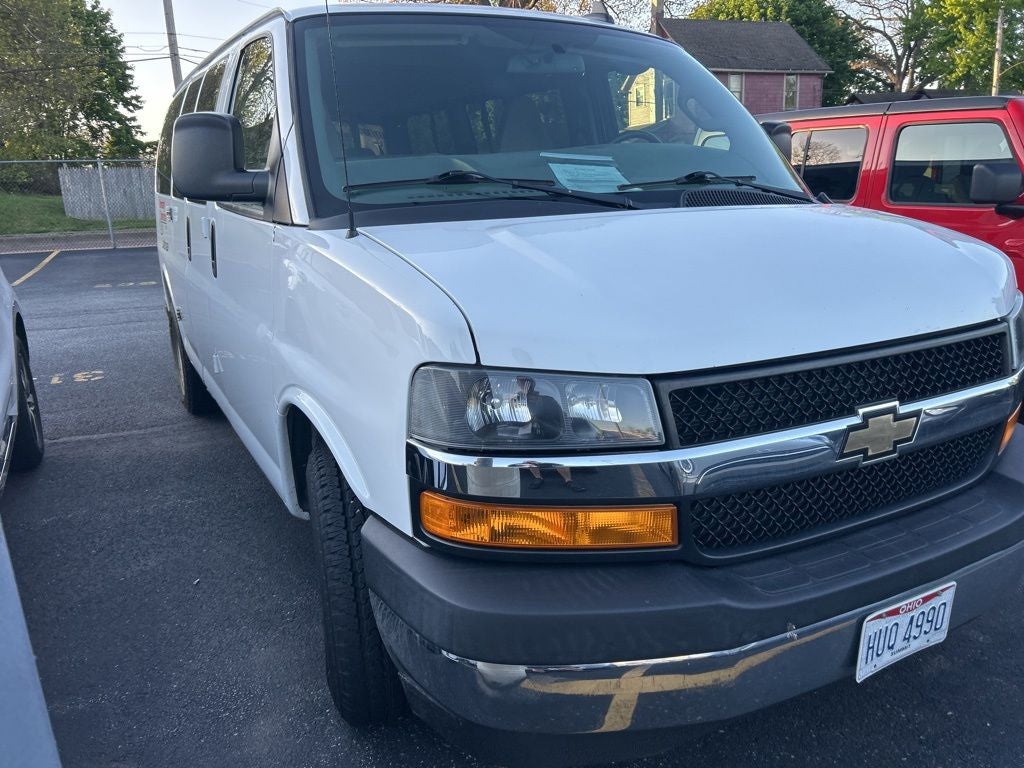 2018 Chevrolet Express Passenger LT Passenger
