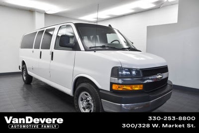 2018 Chevrolet Express 3500 LT Passenger